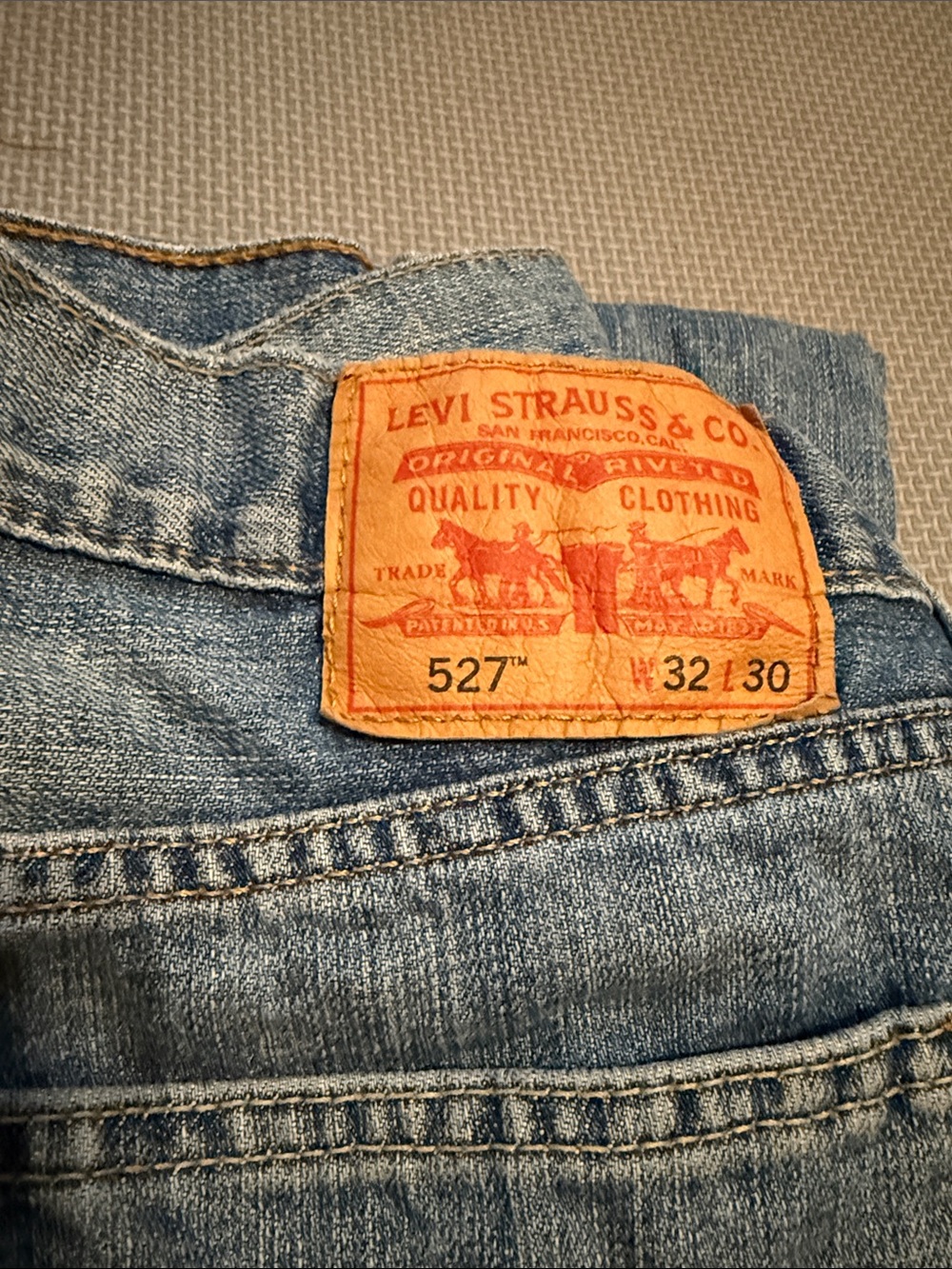 Levi's 527 Bootcut Jeans - Light Blue Denim